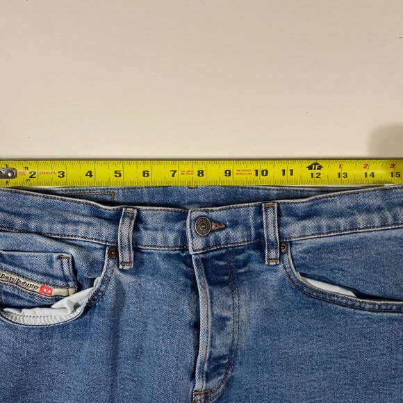 Diesel Industries 2005 5-Pocket Embossed Logo Slim Fit Tapered Jeans mens 29x28 - Picture 12 of 14